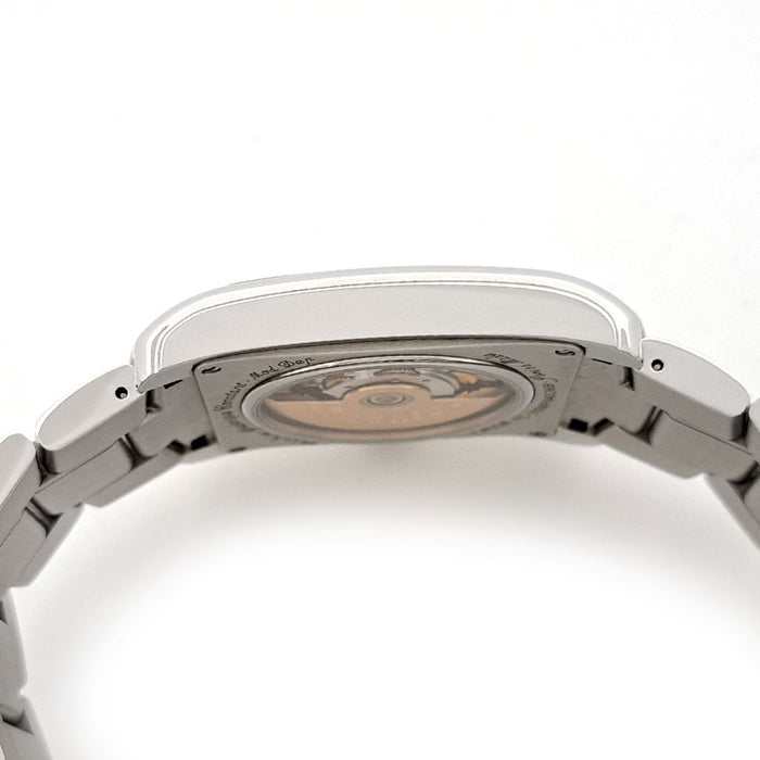 FREDERIQUE CONSTANT
Classique Carré Heartbeat Nacre Bleue Édition Limitée Japon
Avec boîte et certificat