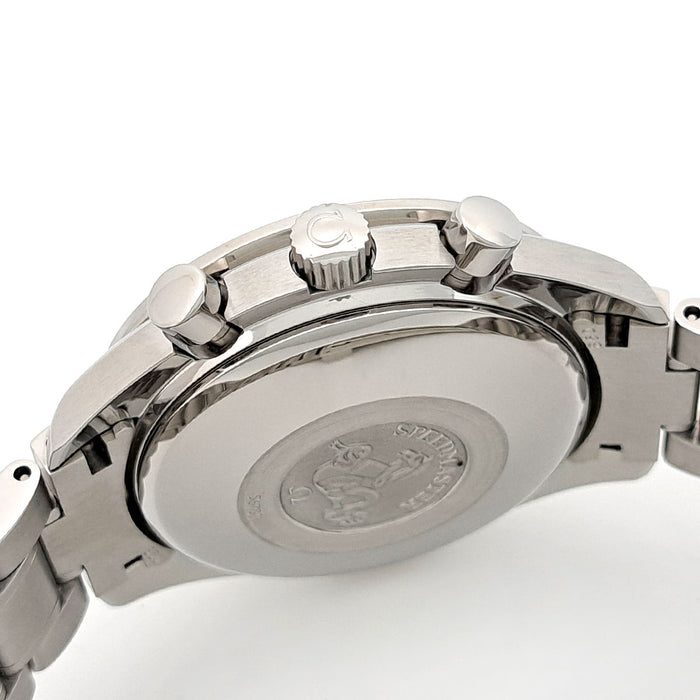 OMEGA
Speedmaster Chronograph Date
With box and warranty card