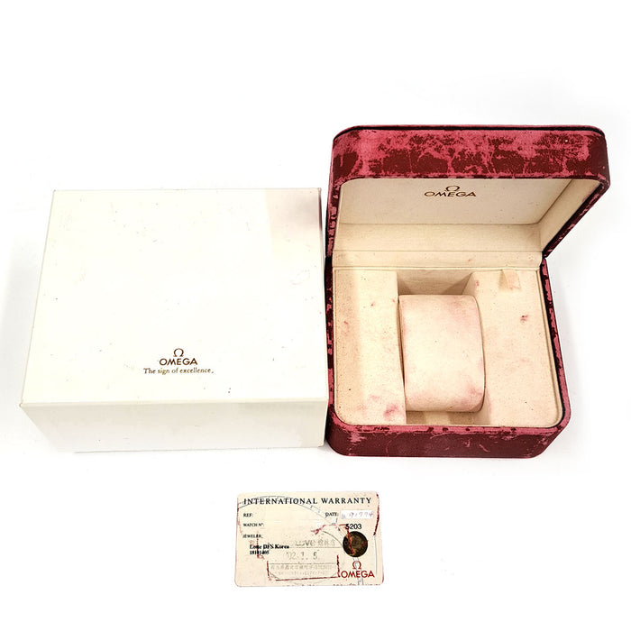 OMEGA
Speedmaster Chronograph Date
With box and warranty card