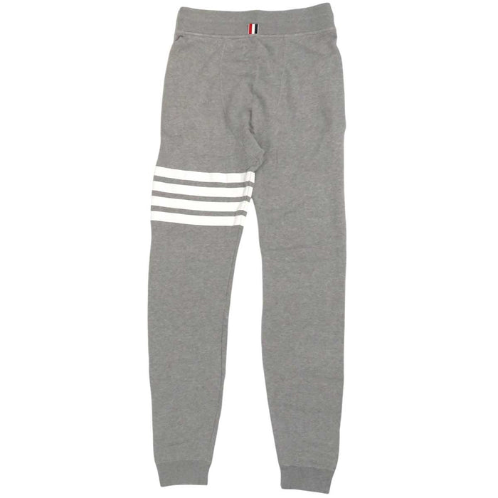 THOM BROWNE
Felpa con cappuccio con zip a righe in cotone
Completo felpa 4 BAR
