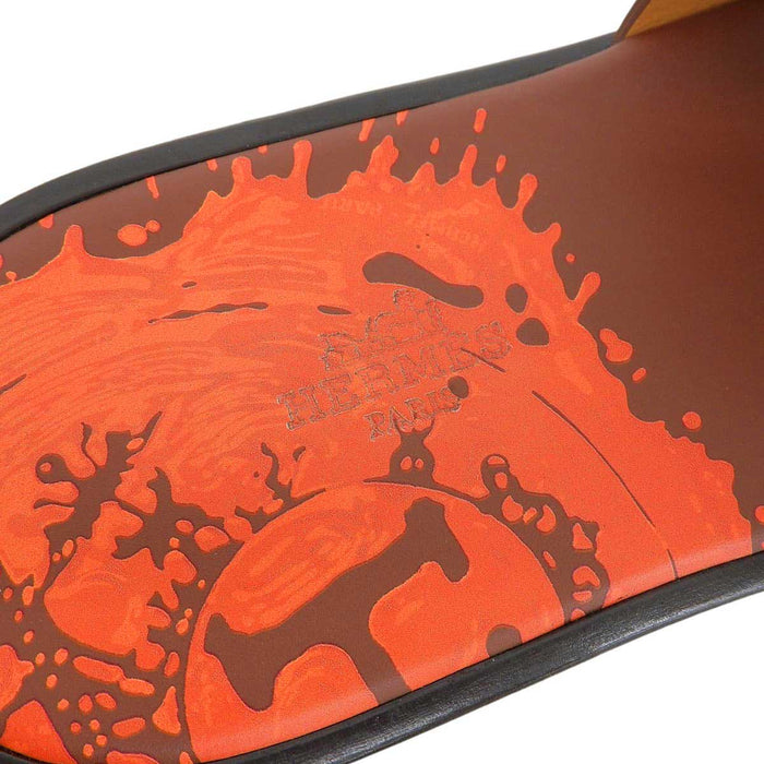HERMES
Leather Logo Paint
Izmir Sandals