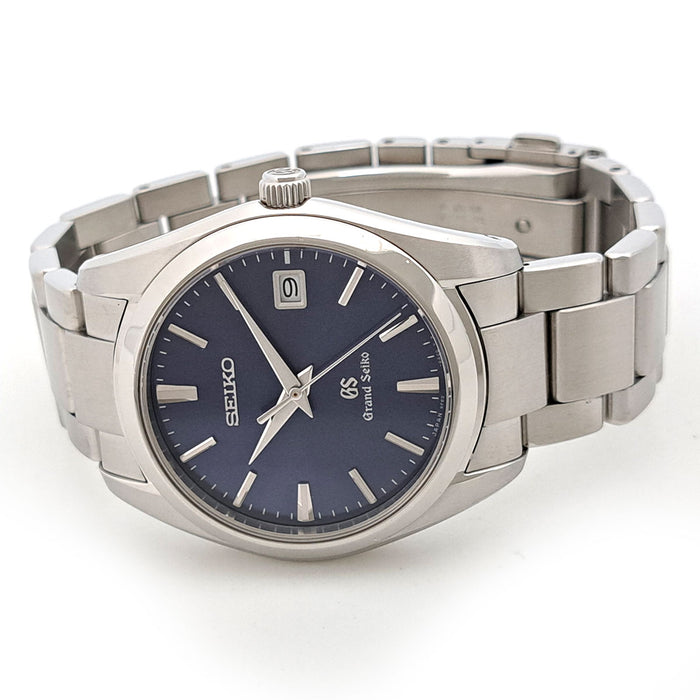 SEIKO
Grand Seiko 9F Quartz Date
With Warranty Card