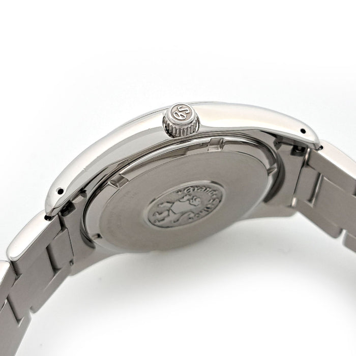 SEIKO
Grand Seiko 9F Quartz Date
With Warranty Card