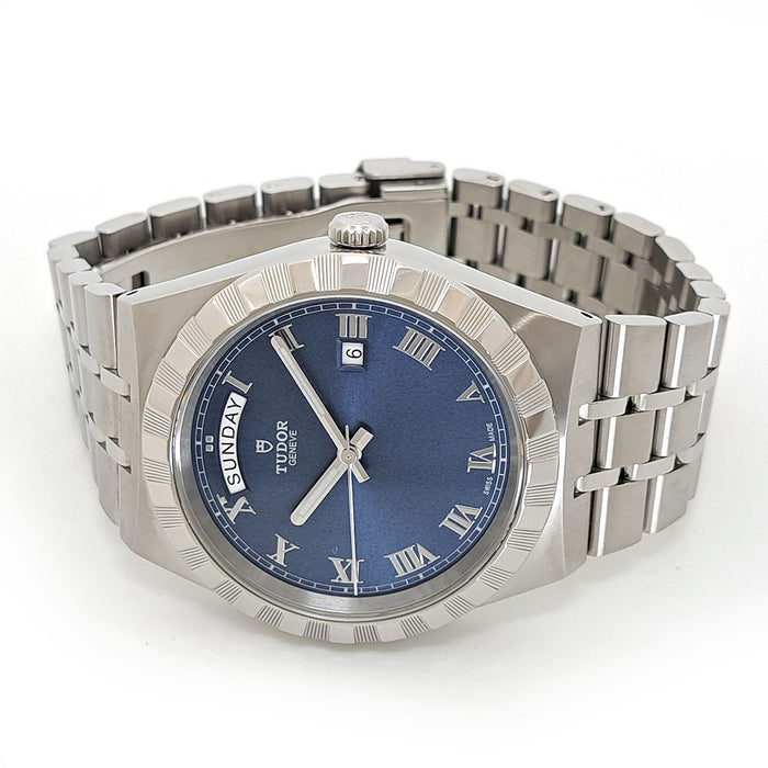 TUDOR
Royal Day-Date
With box and warranty card