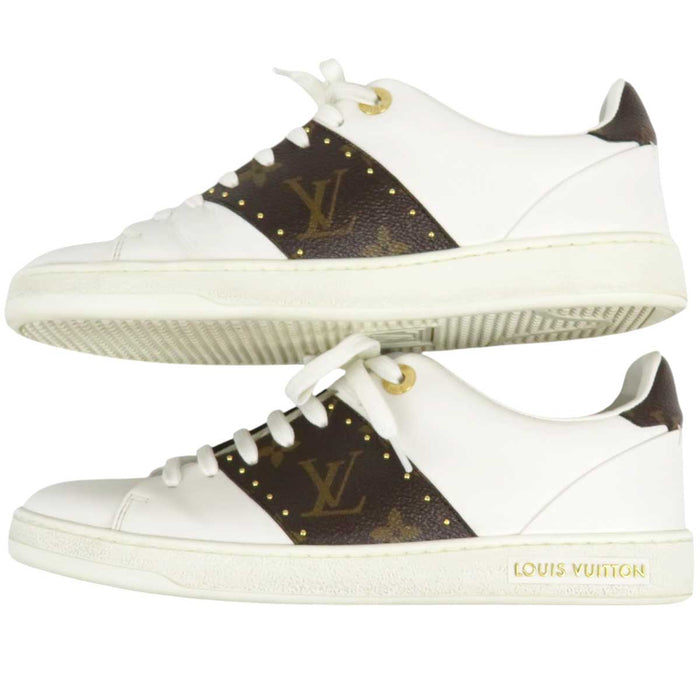 LOUIS VUITTON
LV Logo Studs
Front Row Line Leather Sneakers
Monogram