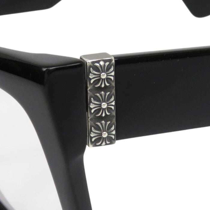 CHROME HEARTS 
Lunettes de soleil Slore CH Croix 
SLHORE Côté Pyramide Clous Lunetterie Sans correction