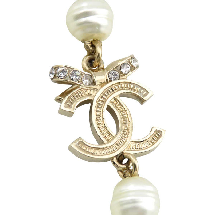 CHANEL 
B23S Logo COCO CC Light Gold Color Metal 
Coco Mark Costume Pearl Necklace
