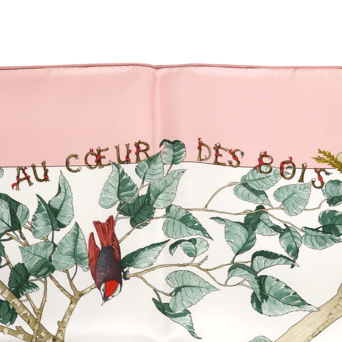 HERMES 
Sciarpa grande in seta animale 
Carré 90 AU COEUR DES BOIS nella foresta