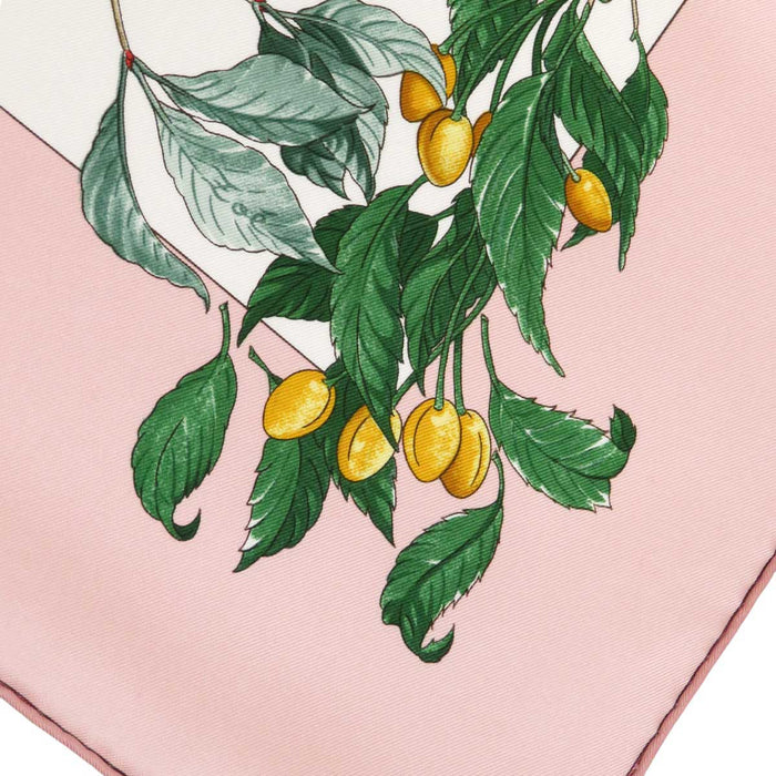 HERMES 
Sciarpa grande in seta animale 
Carré 90 AU COEUR DES BOIS nella foresta