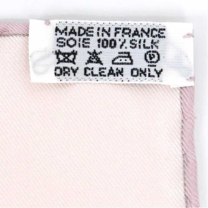 HERMES
Scarf Large Silk
Carré 90 La Charmante aux Animaux Animal Paradise