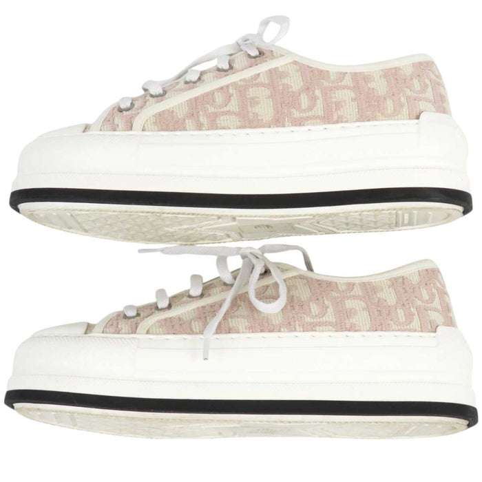 Dior
Logo Embroidery Fabric
Walk'n'Dior Platform Sneakers
Oblique