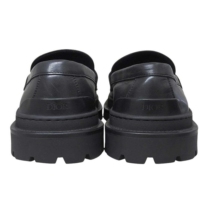 Dior
Logo Leather Fabric
Explorer Loafer
Oblique