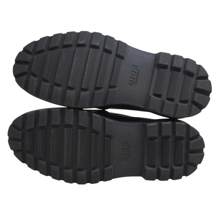 Dior
Logo Leather Fabric
Explorer Loafer
Oblique