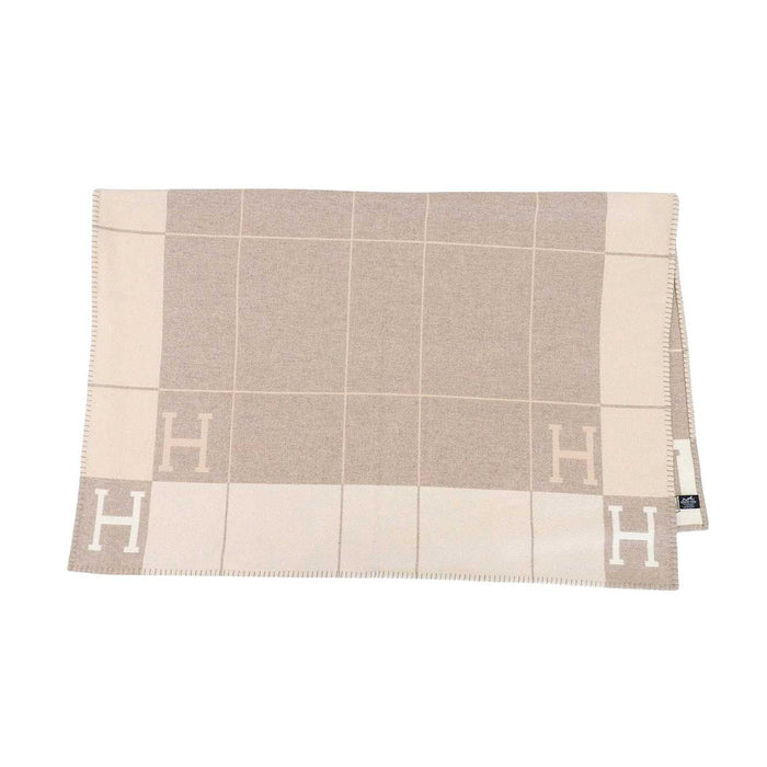 HERMES
Logo Wool Cashmere Blend Large Avalon III Plaid Blanket