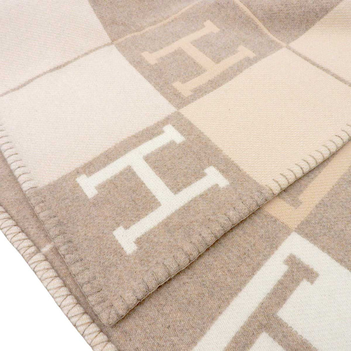 HERMES
Logo Wool Cashmere Blend Large Avalon III Plaid Blanket