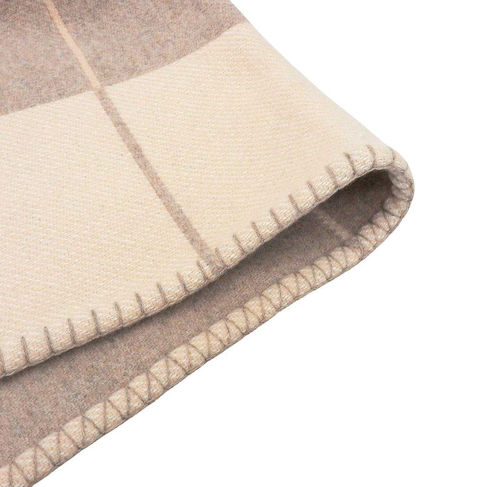 HERMES
Logo Wool Cashmere Blend Large Avalon III Plaid Blanket