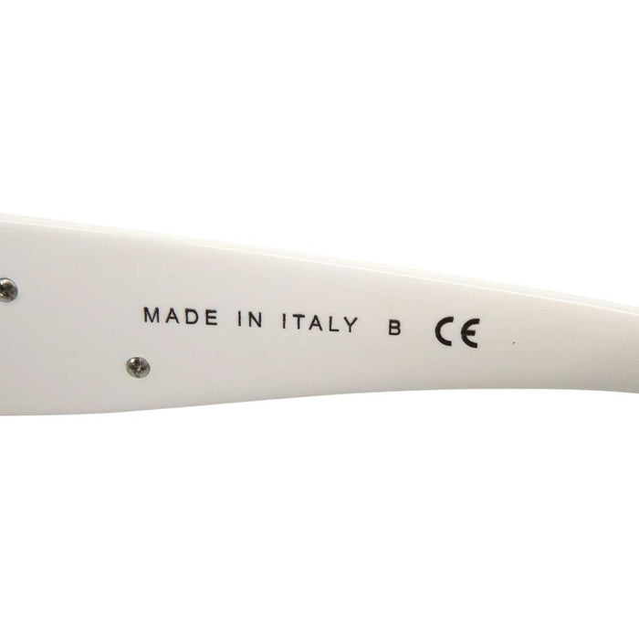 CHANEL 
Logo COCO CC design latéral 
Marque Coco Camélia lunettes de soleil