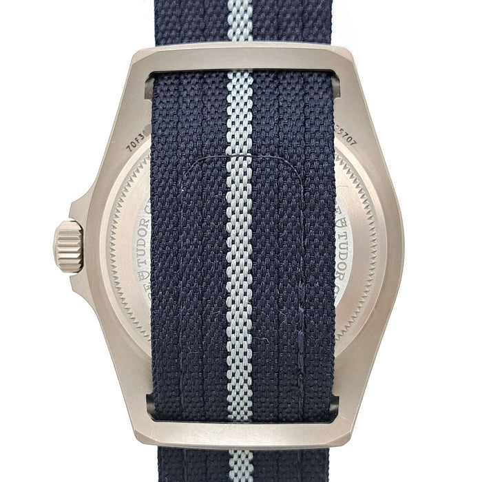 TUDOR 
Pelagos FDX 
With box and warranty card