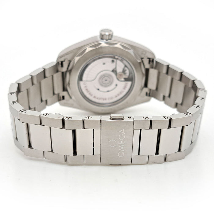 OMEGA 
Seamaster 150M Aqua Terra 
Avec boîte et garantie