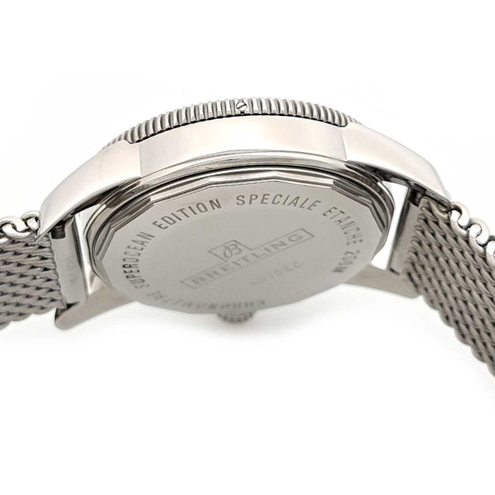 BREITLING 
Superocean 38 Petite Seconde Date Révisé 
Révision effectuée Avec boîte et garantie