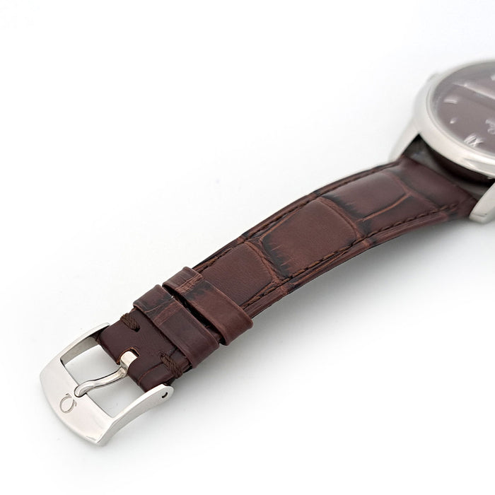 OMEGA
De Ville Prestige Small Second
With Box and Warranty Card
