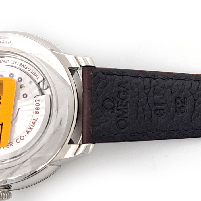 OMEGA
De Ville Prestige Small Second
With Box and Warranty Card
