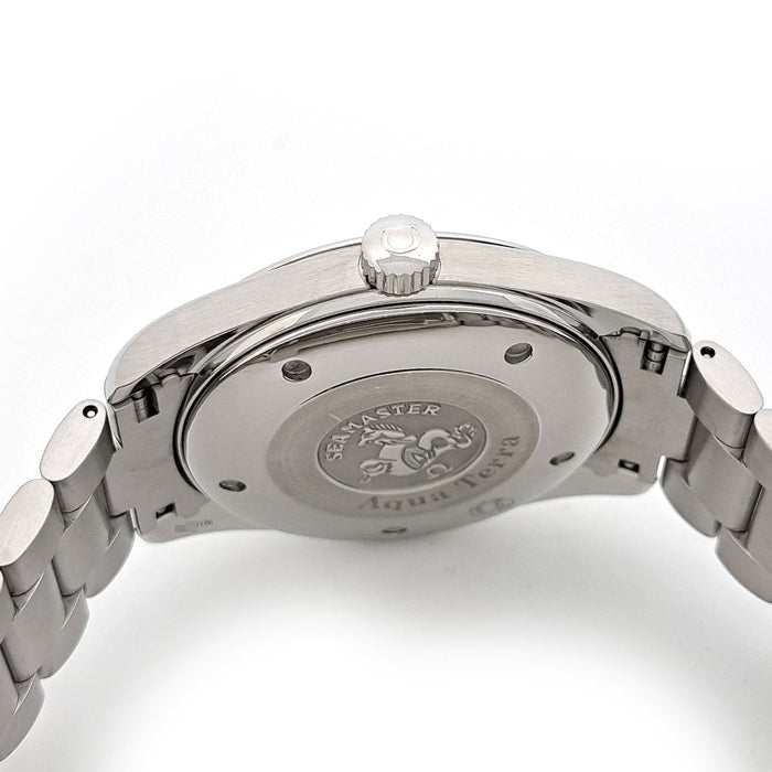 OMEGA Seamaster Aqua Terra Date With Box