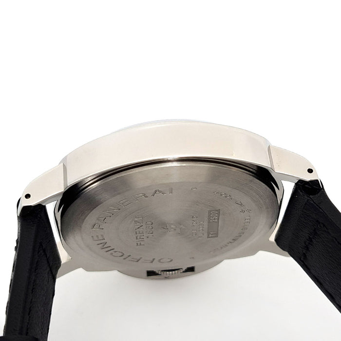 OFFICINE PANERAI 
Luminor Base Logo Révisé 
Avec boîte et garantie