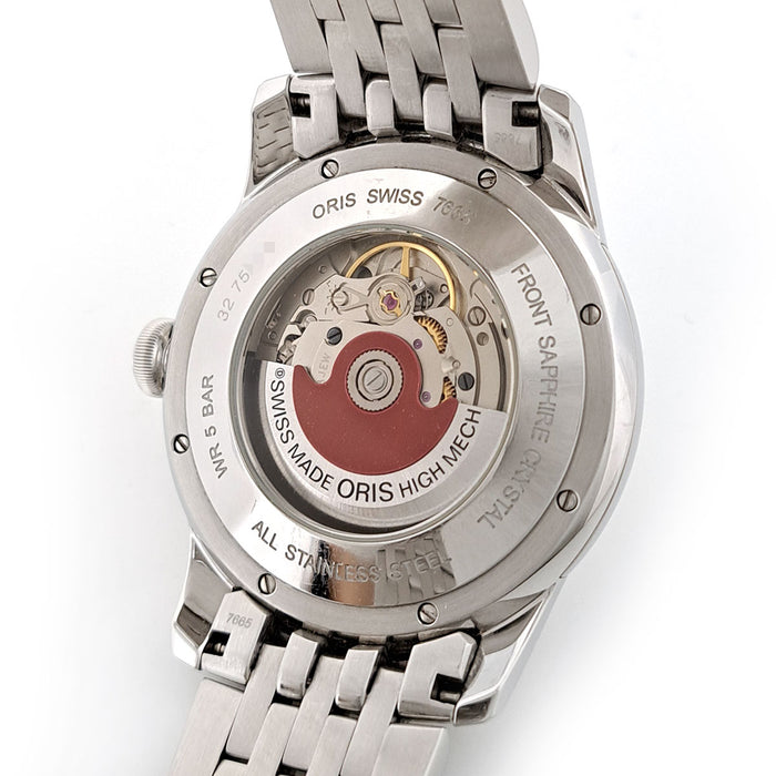 ORIS
Small Second Pointer Date
With Box and Warranty Card