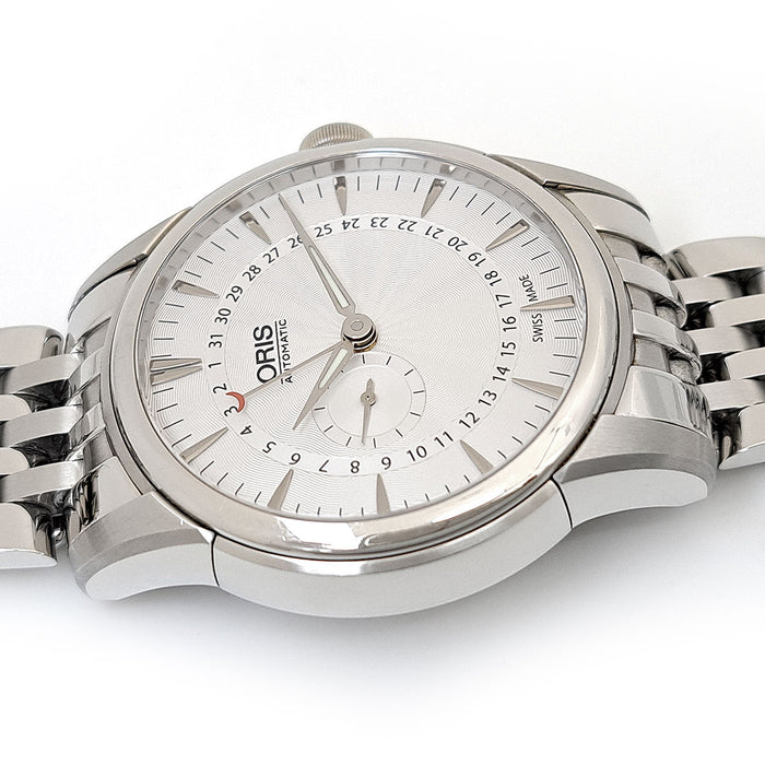 ORIS
Small Second Pointer Date
With Box and Warranty Card