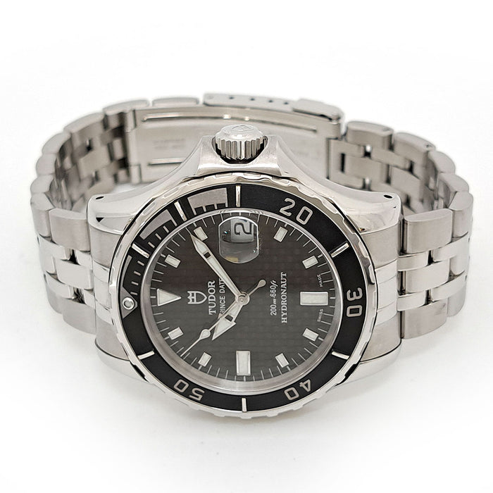 TUDOR
Hydronaut Carbon Dial Overhauled
With Box and Papers