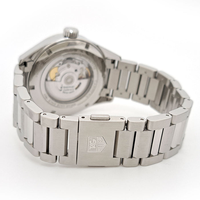 TAG HEUER
Carrera Jour-Date
Avec boîte et garantie
