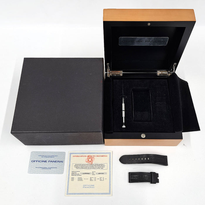 OFFICINE PANERAI 
Luminor Marina 經過整修 
附盒子與保證書