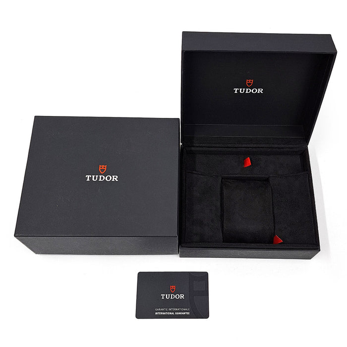 TUDOR
Heritage Black Bay
With box and warranty card
