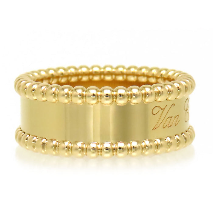 Van Cleef & Arpels
Perlee Signature Ring