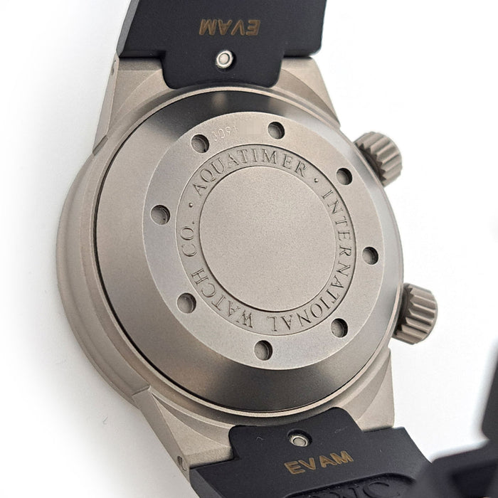 IWC 
Aquatimer 
With box and warranty card