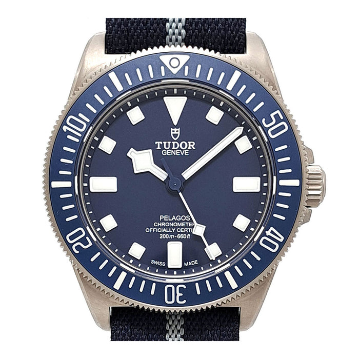 TUDOR
Pelagos FXD
With box and warranty card
