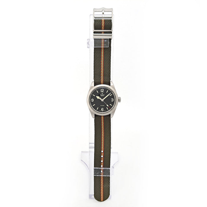TUDOR 
Ranger 
With box and warranty card