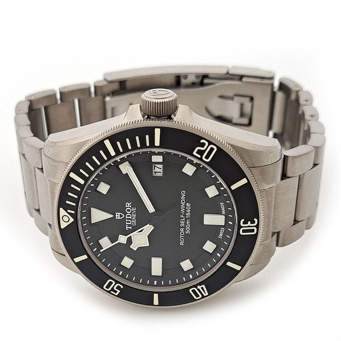 TUDOR
Pelagos
With box and warranty card