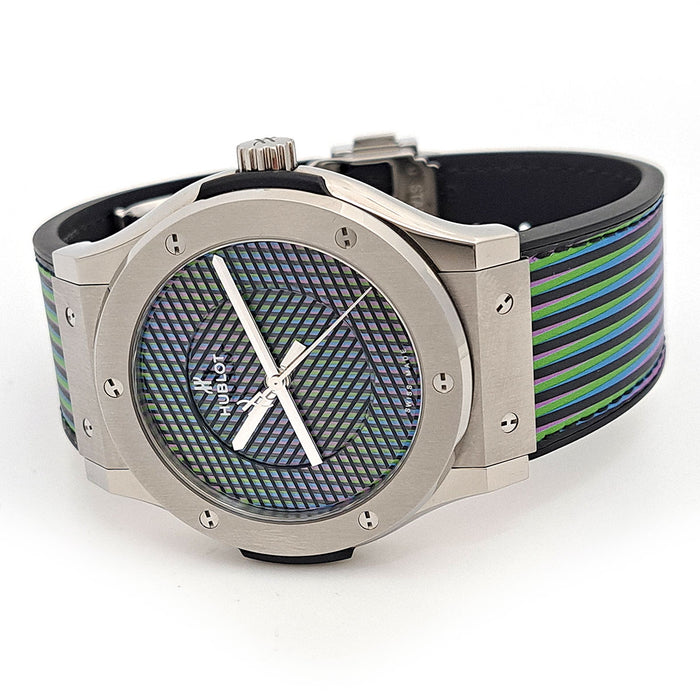 HUBLOT
Classic Fusion Cruz-Diez Limited
With box and warranty card