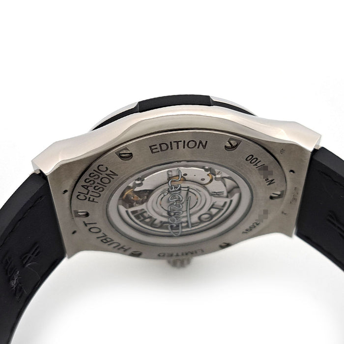 HUBLOT
Classic Fusion Cruz-Diez Limited
With box and warranty card