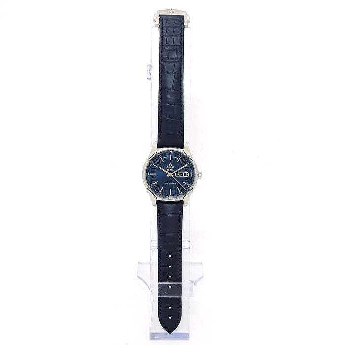 OMEGA
De Ville Hour Vision Annual Calendar
With box and warranty card