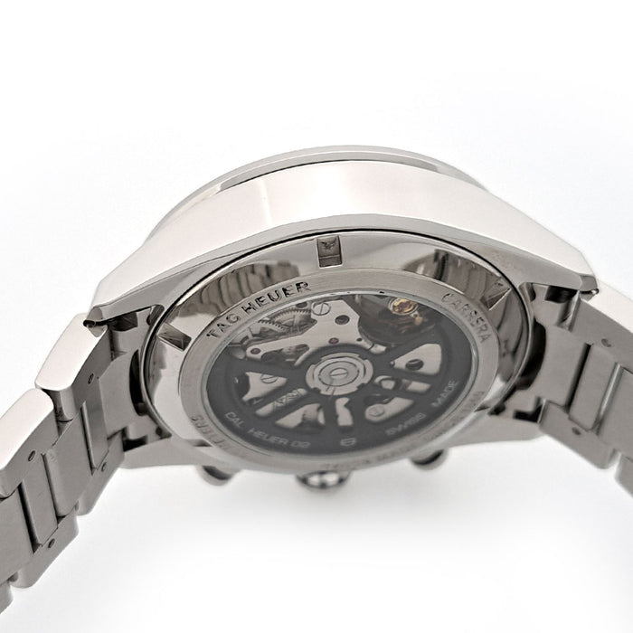 TAG HEUER 
Carrera Chronographe 
Avec boîte et garantie
