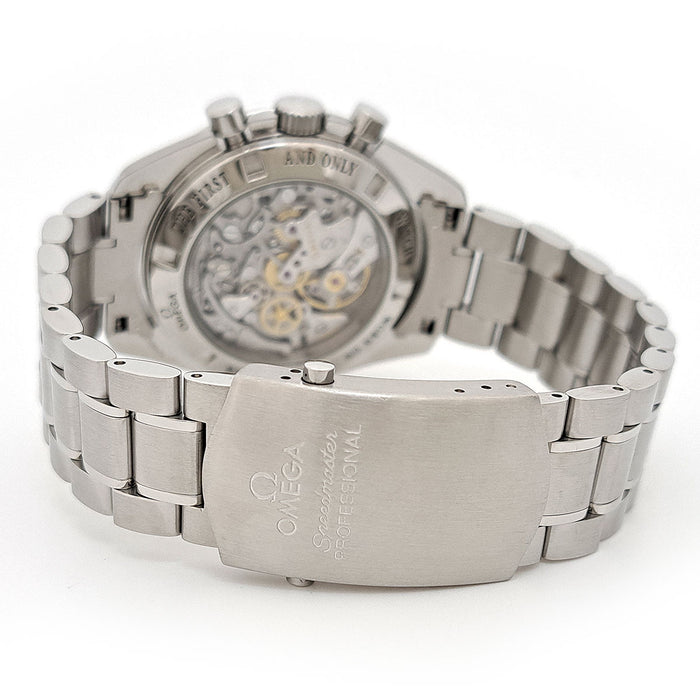 OMEGA
Speedmaster Professional
With box and warranty card