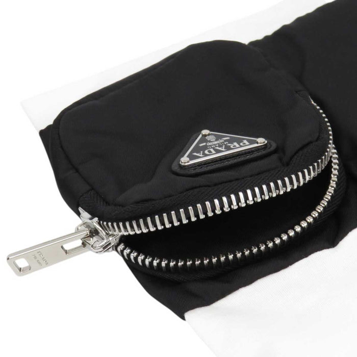 PRADA 
コットン リサイクルナイロン 
トライアングル ロゴ ポーチ 切替 Tシャツ