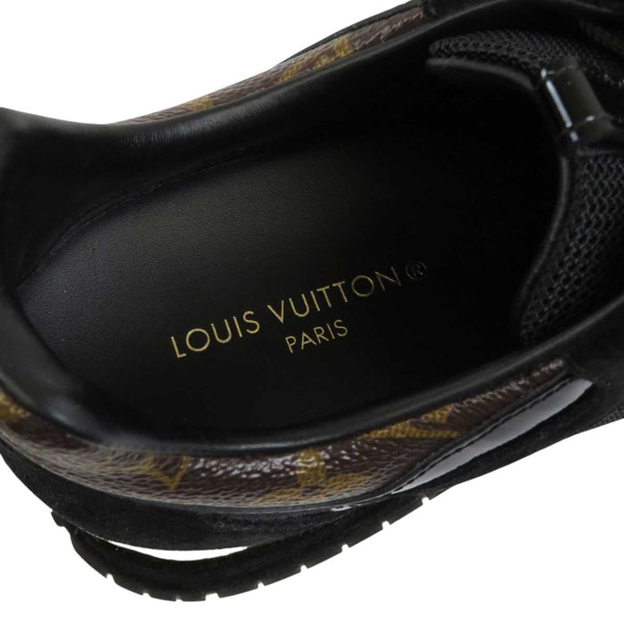 LOUIS VUITTON 
LVサークル ロゴ メッシュ スウェード レザー 
ランアウェイ スニーカー 
モノグラム