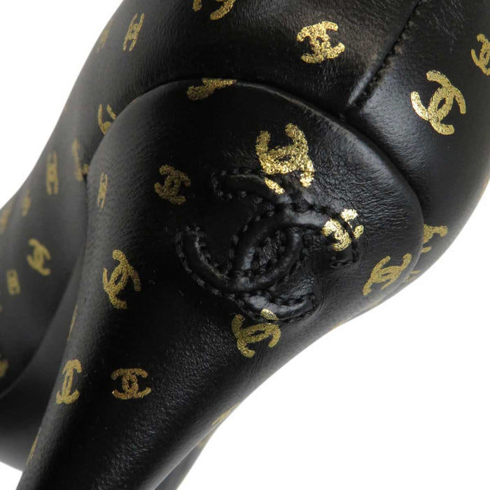CHANEL 
COCO CC Logo 23B Leather Patent 
Coco Mark High Heel Pumps