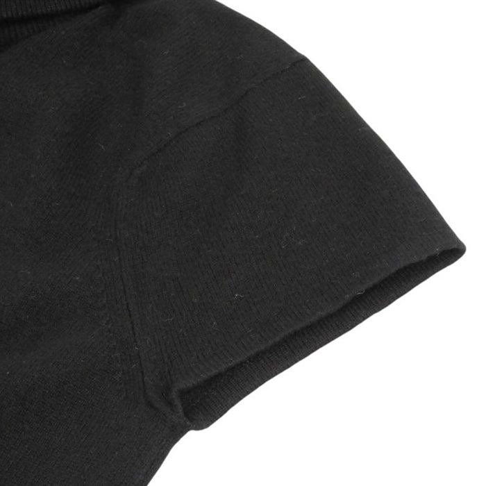 CHANEL
COCO CC Logo 05A High Neck Short Sleeve
Coco Mark Cashmere Knit