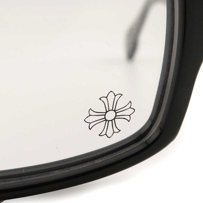 CHROME HEARTS
CH Cross Logo Cemetery
DISMEMBERED Eyewear