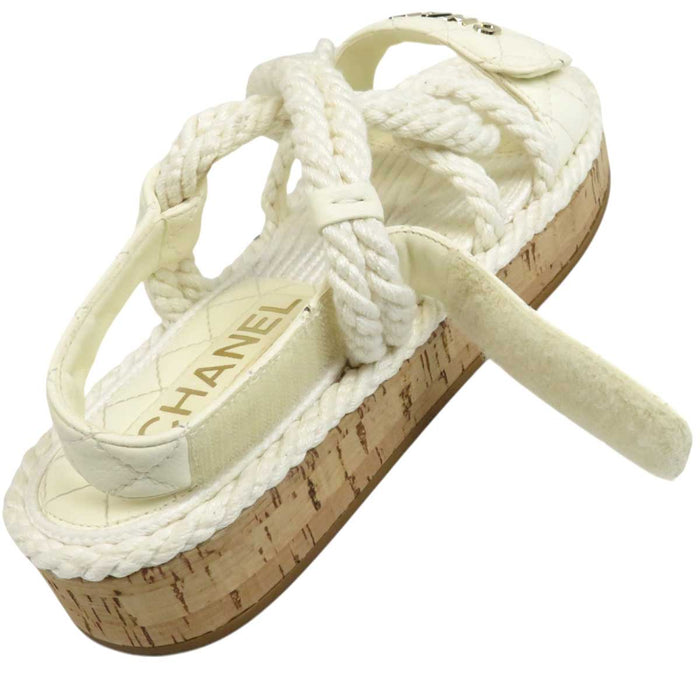 CHANEL 
COCO CC logo rope leather 
Coco mark matelassé cord sandals